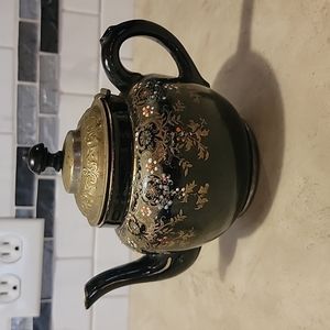 Teapot